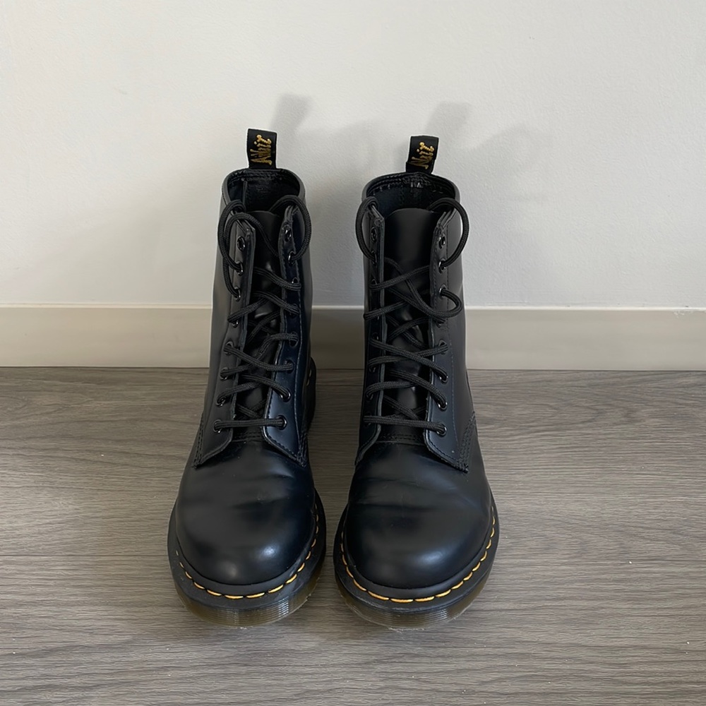 Dr. Marten’s black matte leather size 8